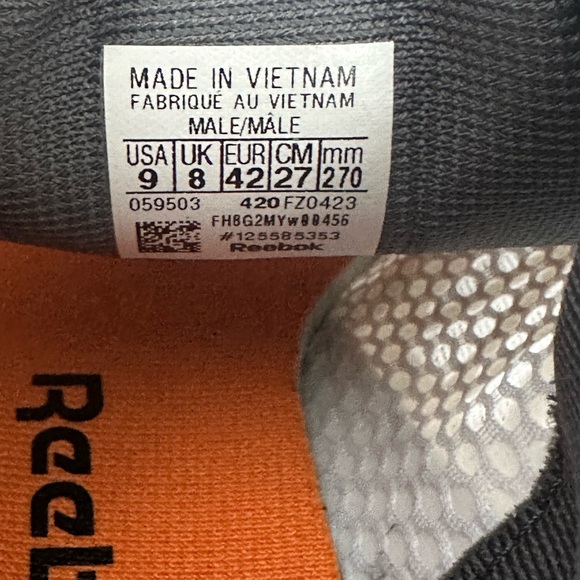 Reebok White Mesh Athletic Shoes with Black Sole speed TR - Picture 9 of 10